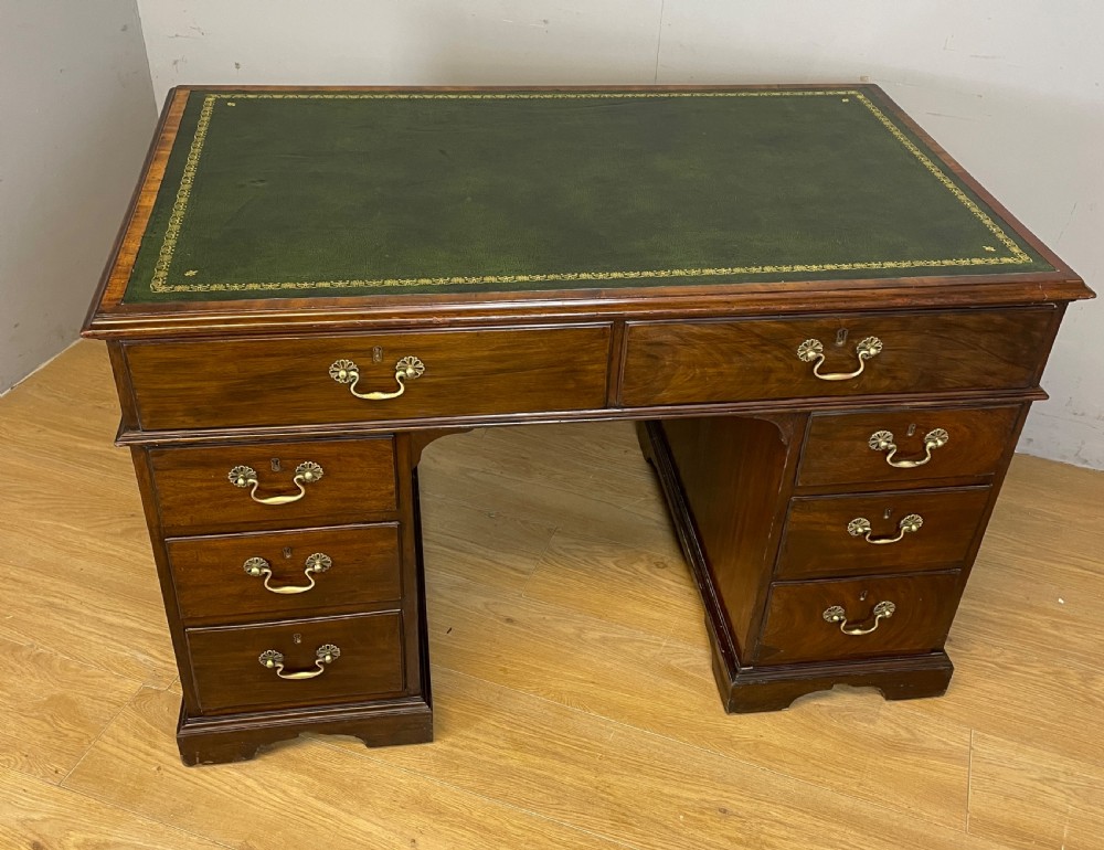Georgian flame mahogany small partner style desk circa 1800 View IX