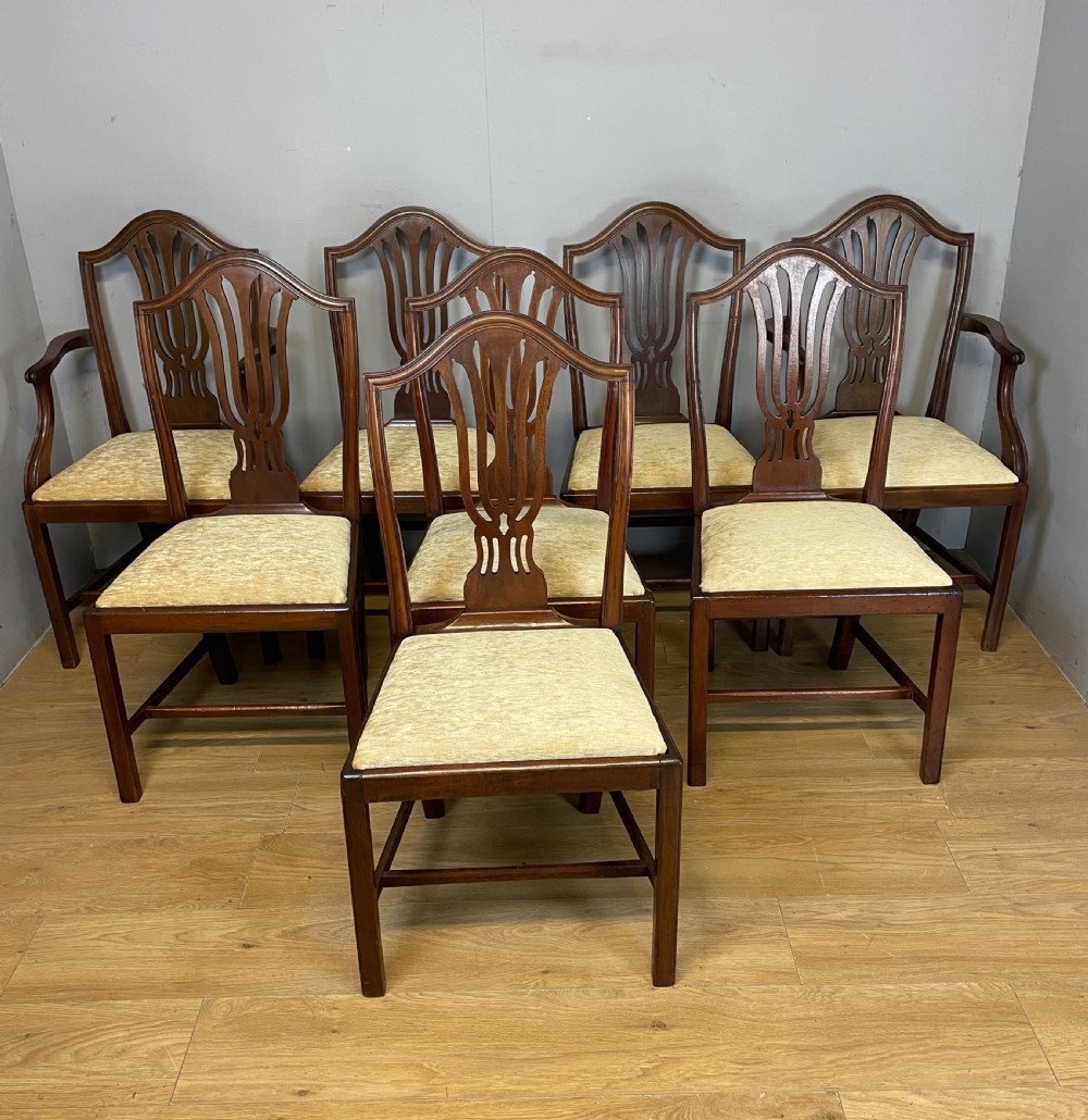 Set of eight mahogany Hepplewhite style chairs circa 1900