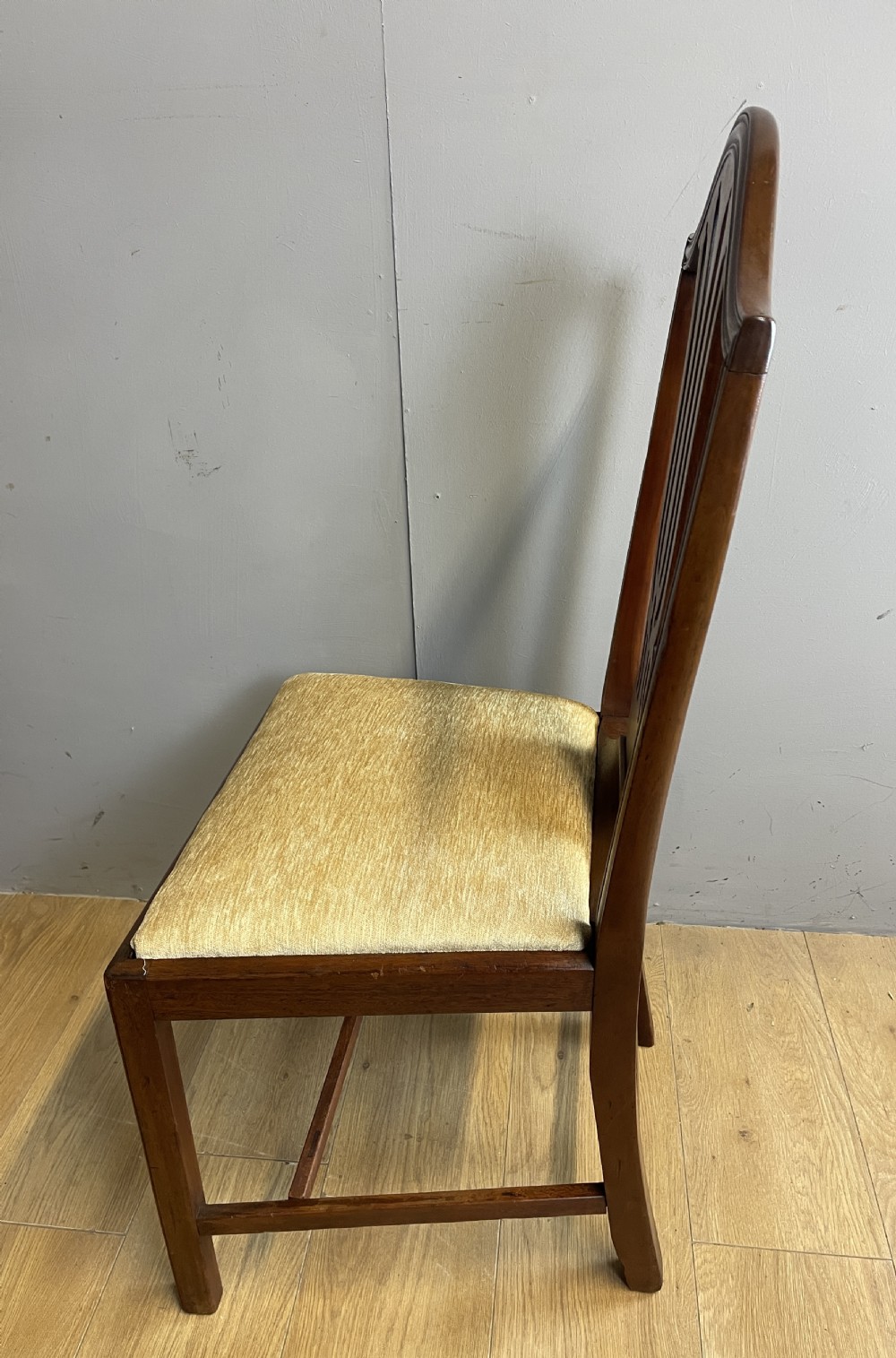 Set of eight mahogany Hepplewhite style chairs circa 1900 View VII