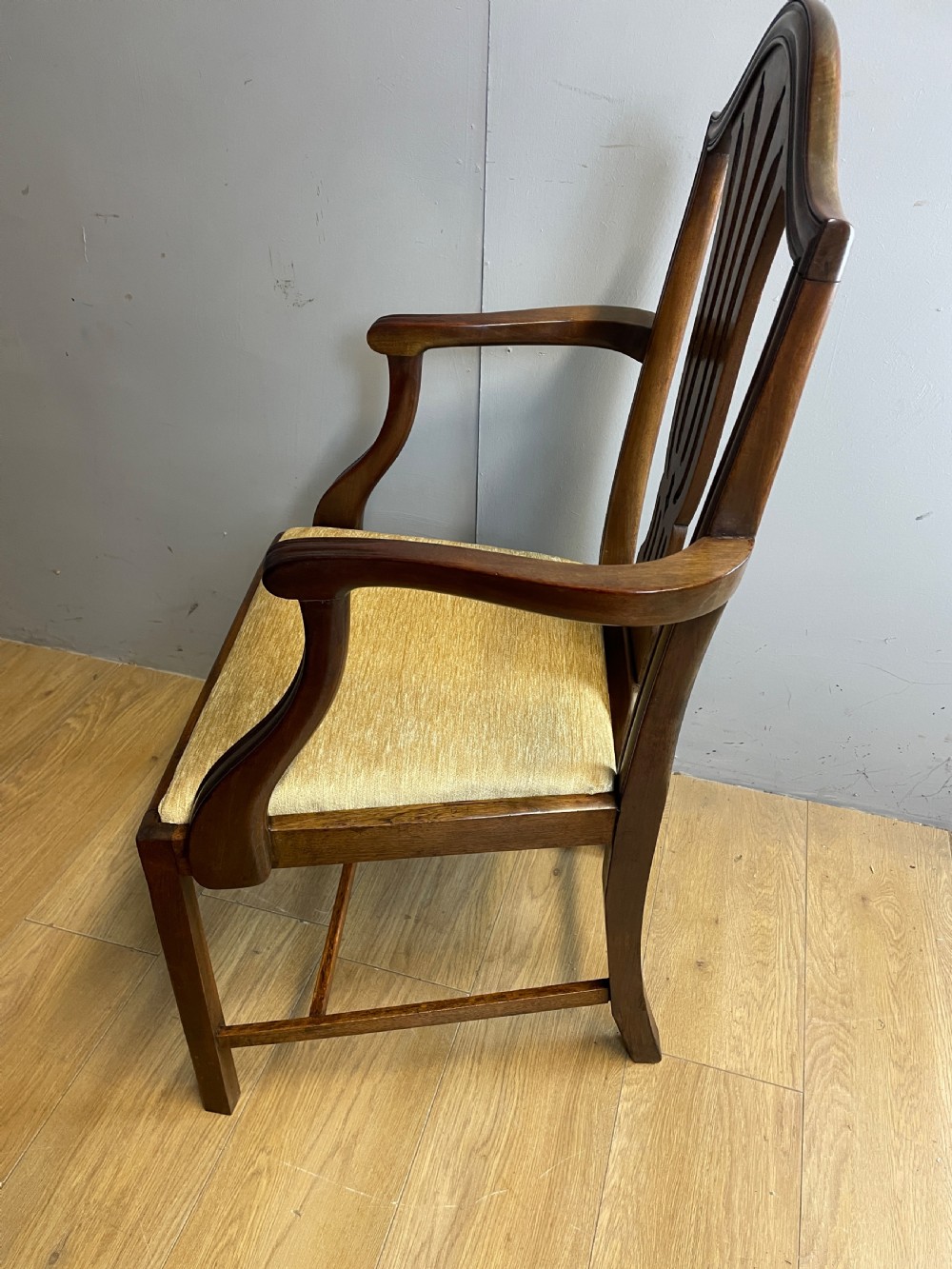 Set of eight mahogany Hepplewhite style chairs circa 1900 View XII
