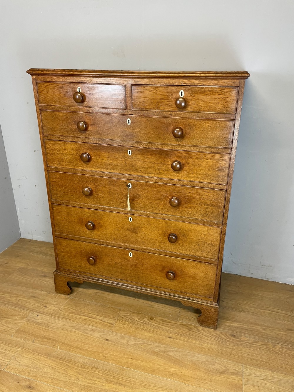 Georgian golden oak six height chest of drawers circa 1790