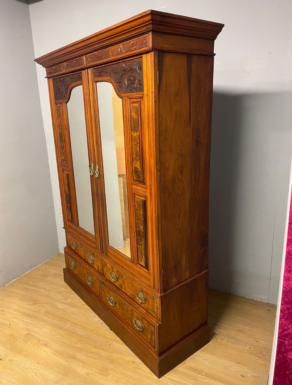 Arts and crafts walnut double wardrobe circa 1890 View XI