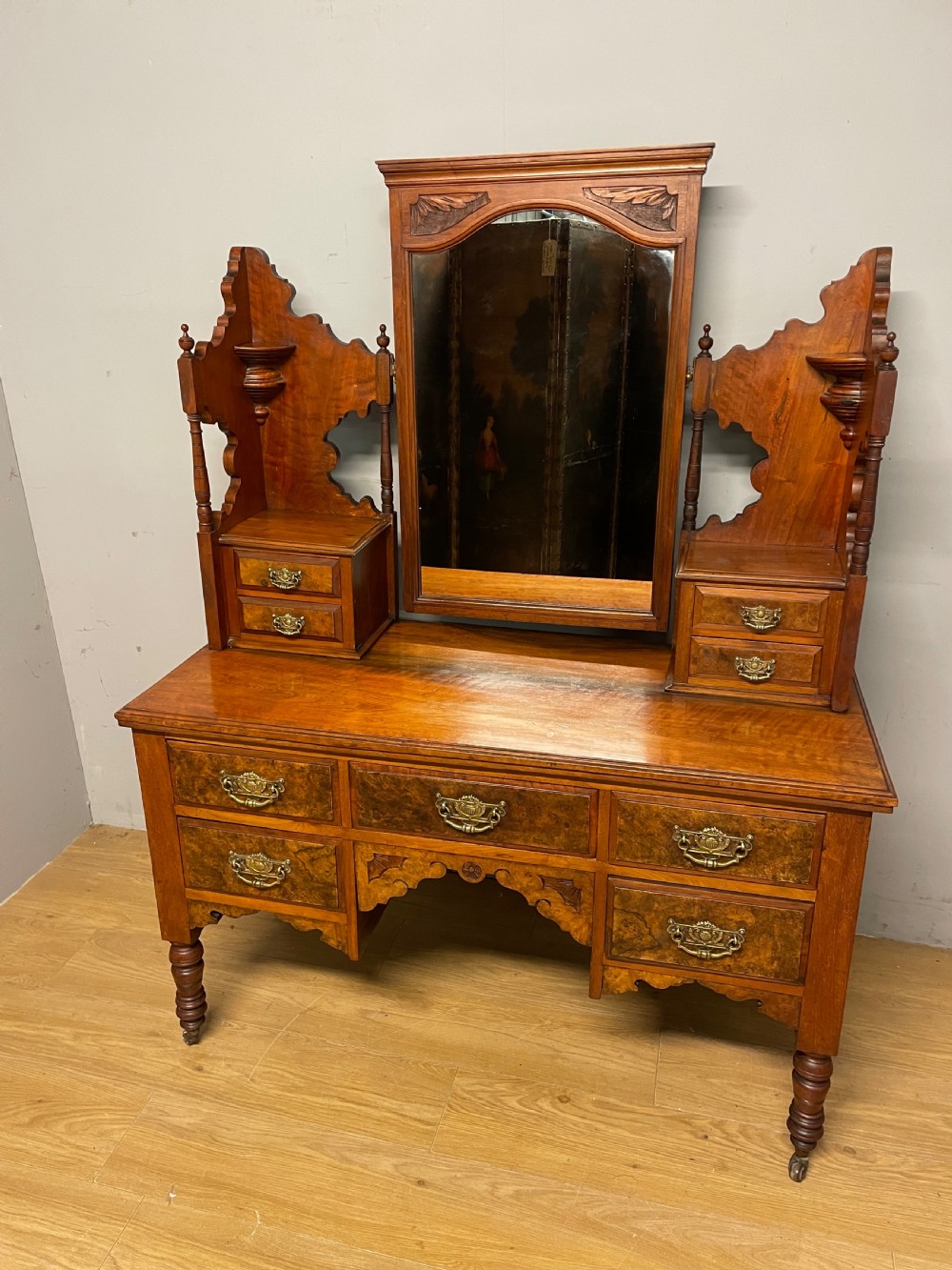 Arts and crafts burr walnut dressing table c.1890 View XI