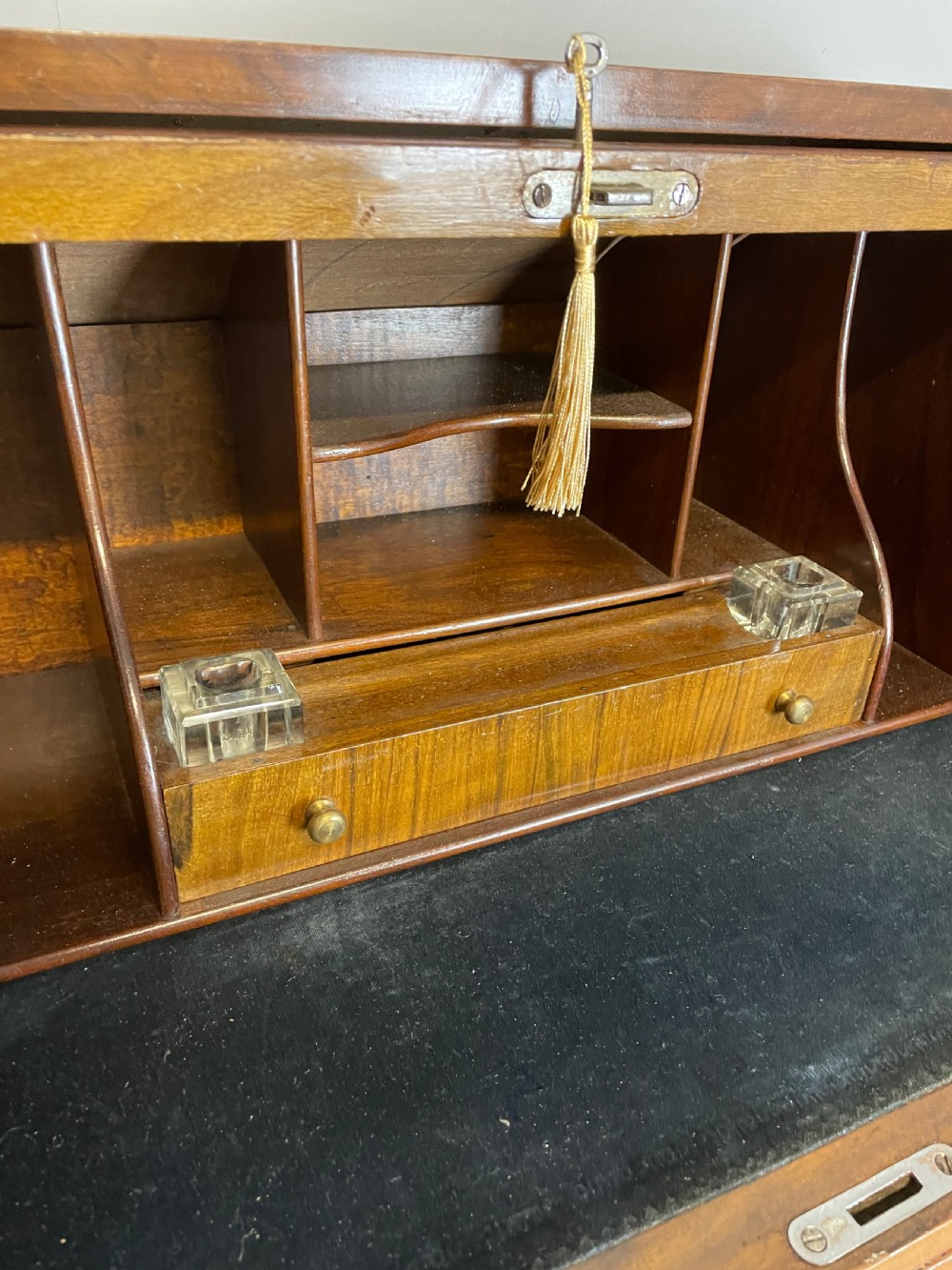 Burr walnut Queen Anne style cylinder desk circa 1920 View VI