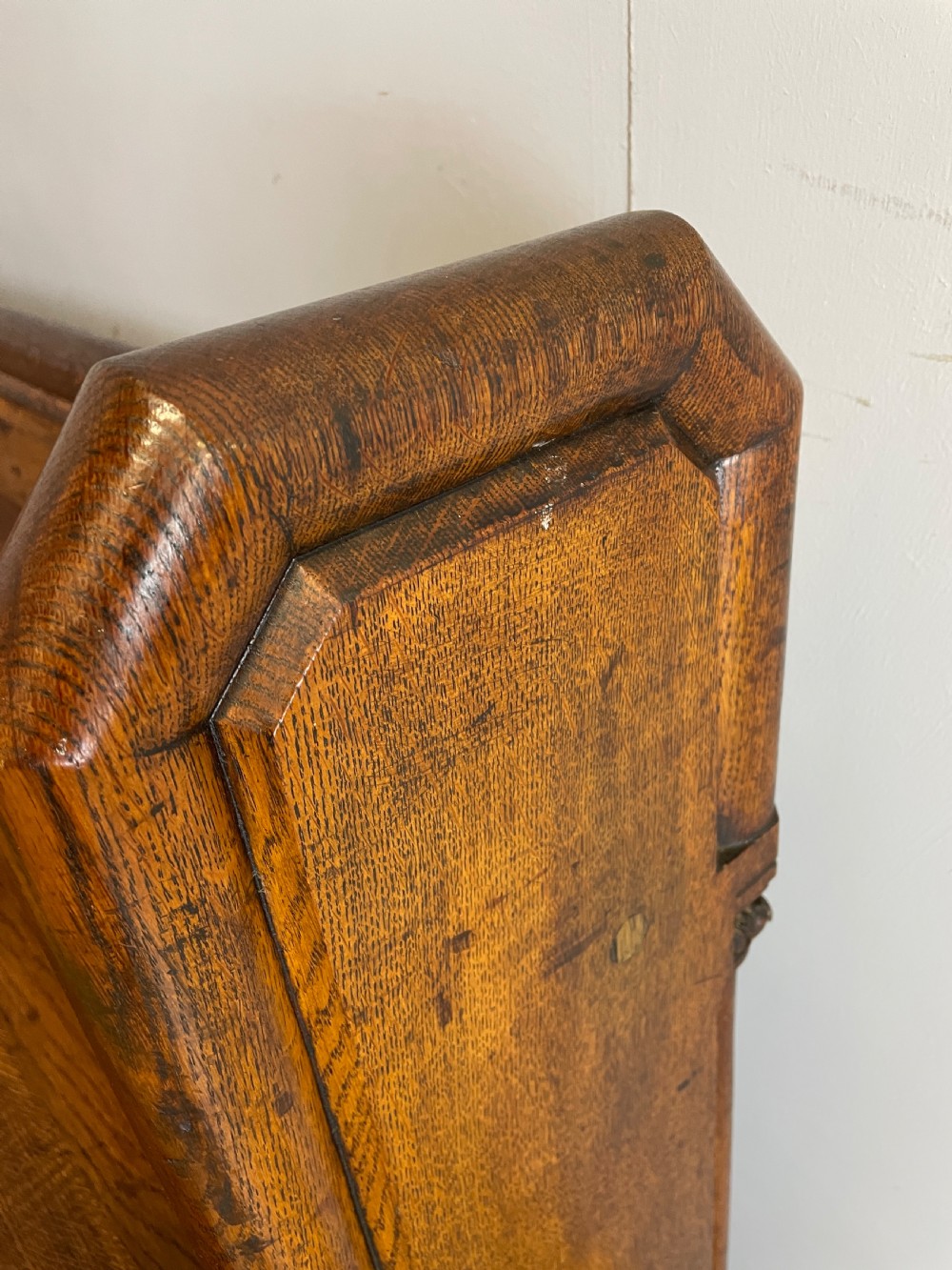 C19TH oak corner pew with provenance  View V