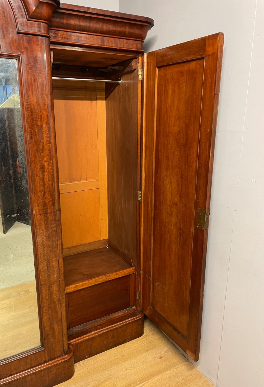 Country house breakfront flame mahogany triple wardrobe  View VIII