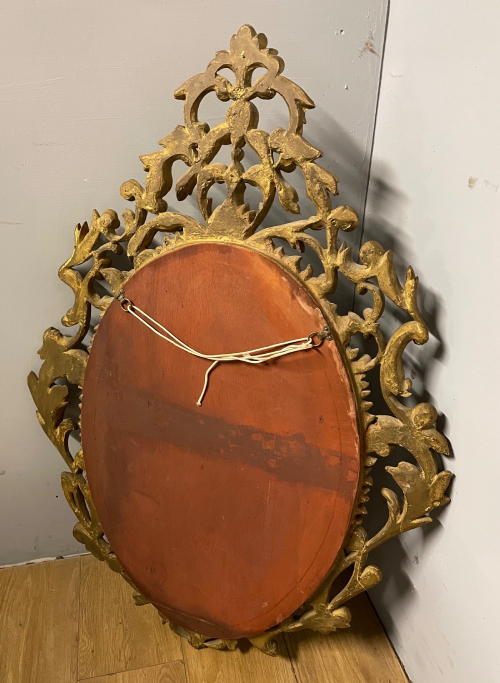 Early C20th carved giltwood wall mirror  View IX