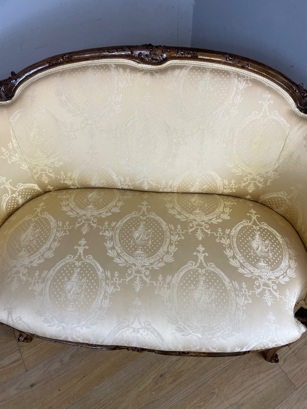 C19TH French Louis XV style carved walnut framed settee View XIII