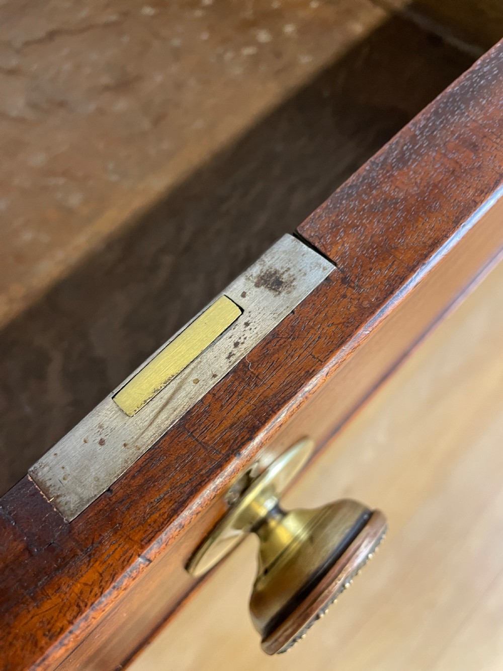 Regency mahogany chest of drawers with ebony stringing and provenance  View IX