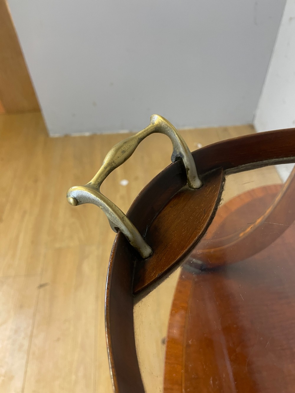 Edwardian inlaid mahogany two tier etagere View VII