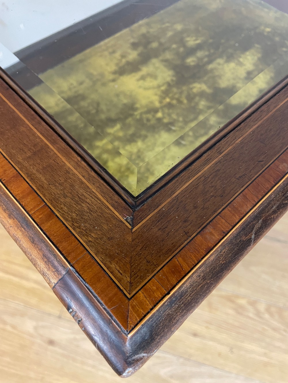 Edwardian mahogany inlaid bijouterie cabinet  View X