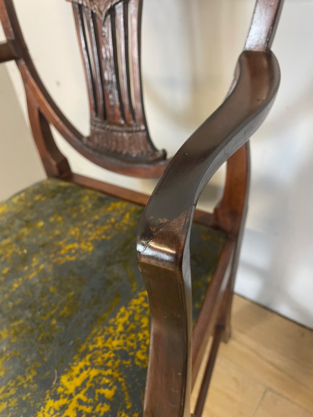 Set of eight Georgian mahogany shield back dining chairs including two armchairs with carved splats and patterned upholstered seats. View XIII