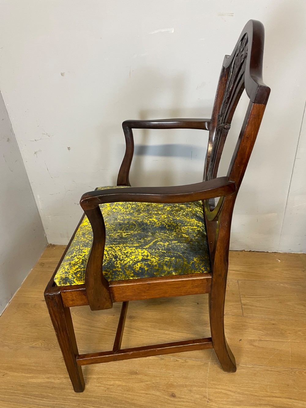Set of eight Georgian mahogany shield back dining chairs including two armchairs with carved splats and patterned upholstered seats. View XIV