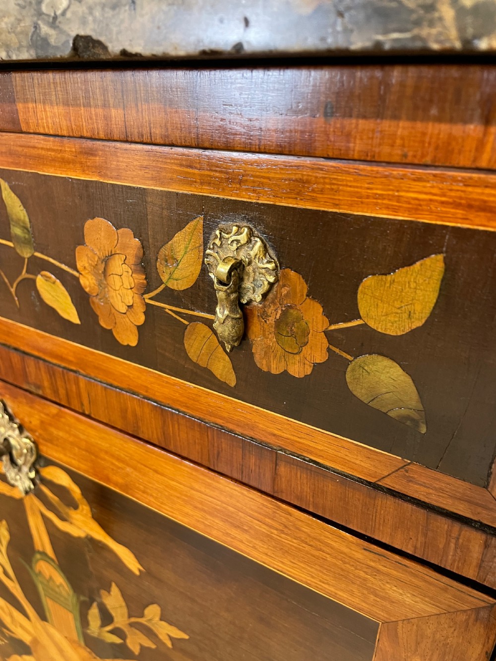 Early C19TH inlaid bureau abattant View XVII