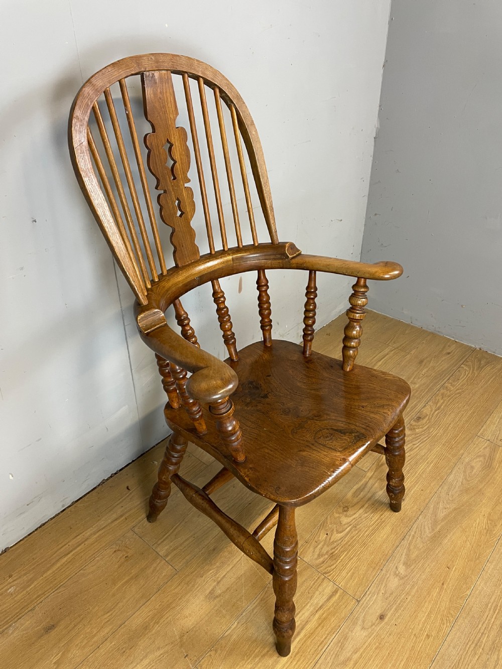 C19TH ash and elm pad arm Windsor kitchen chair  View II