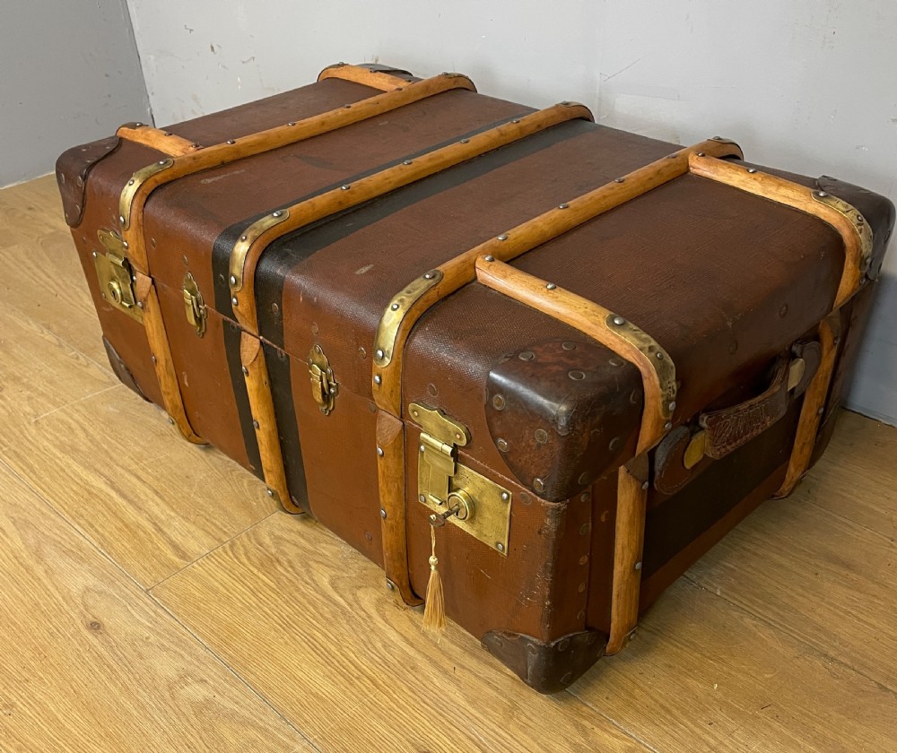 Victorian bentwood steamer trunk with original interior circa 1890  View II