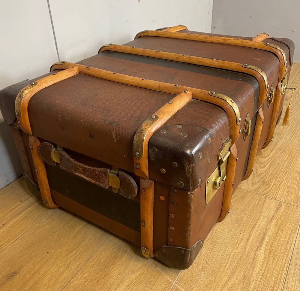 Victorian bentwood steamer trunk with original interior circa 1890  View IV