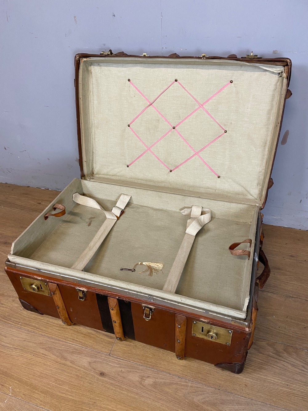 Victorian bentwood steamer trunk with original interior circa 1890  View V