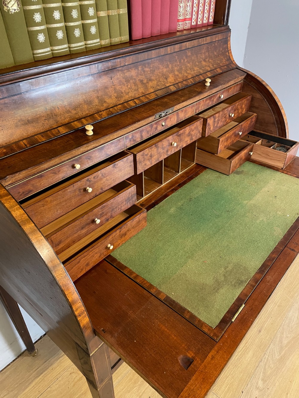 Regency plum pudding mahogany cylinder bureau circa 1810 View VIII