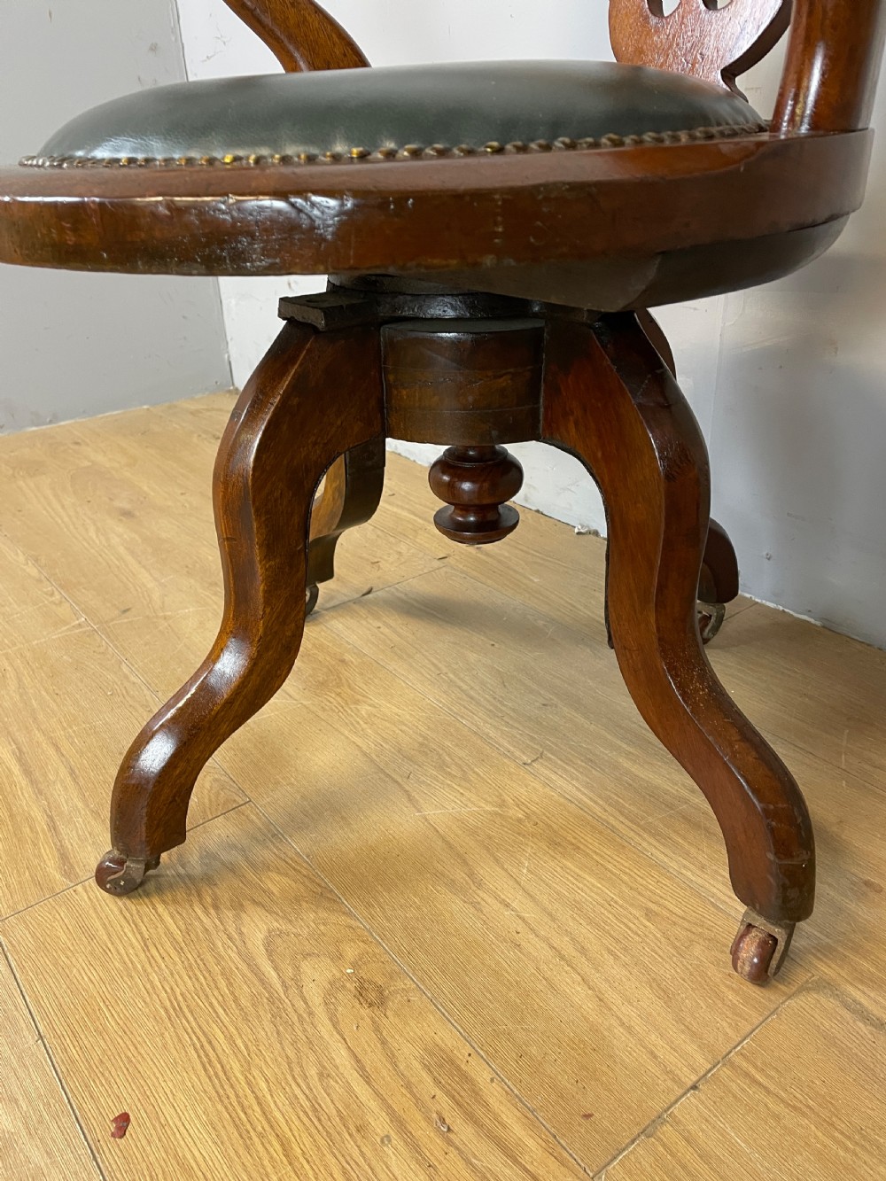 Victorian mahogany revolving desk chair with leather seat View IV