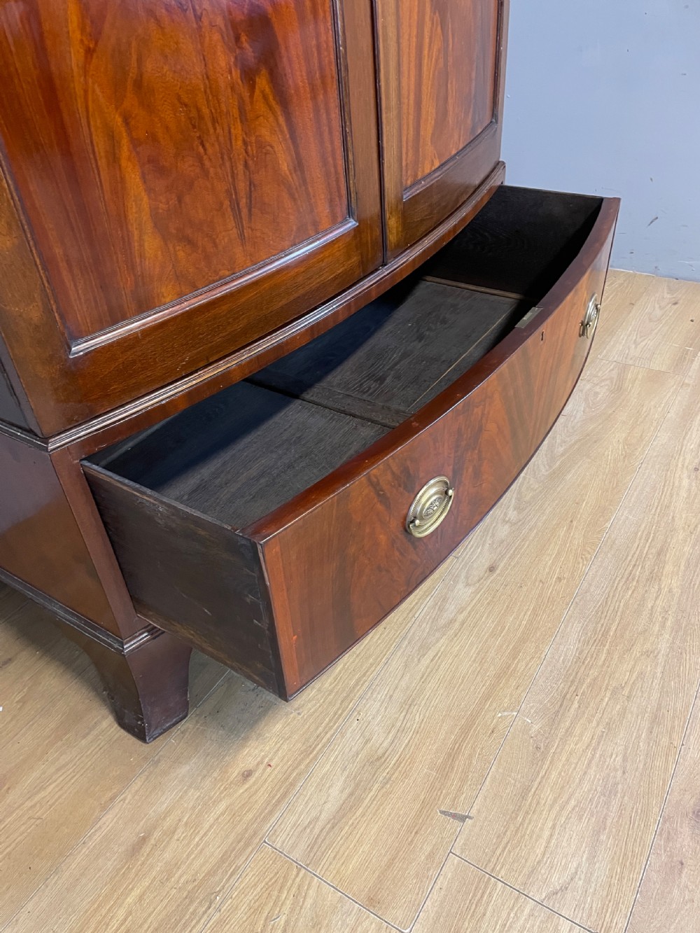 C19TH flame mahogany bow front country house wardrobe View XIV