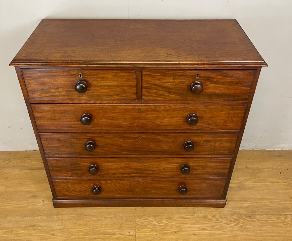 Late Regency  mahogany chest of drawers in original condition  View IX