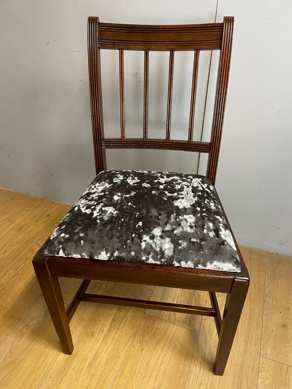 Edwardian set of six mahogany dining chairs circa 1910 View VIII