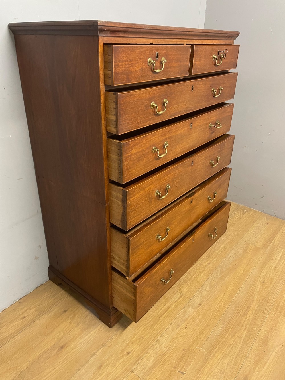 George III six height mahogany 2 piece chest of drawers  View VII