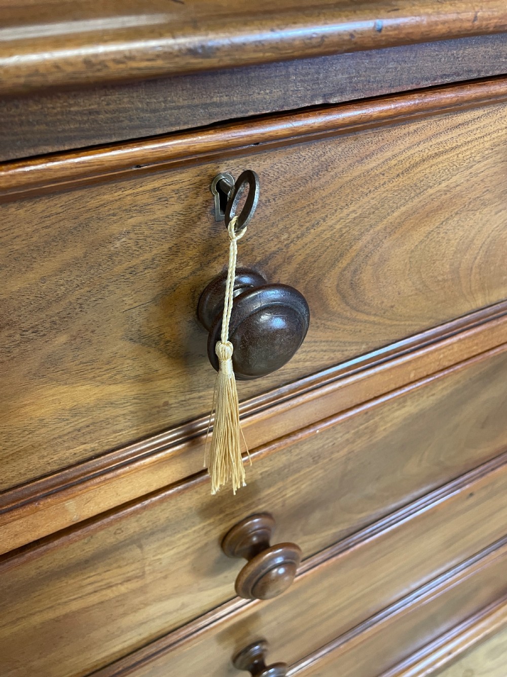 C19TH flame mahogany four height chest of drawers  View VI