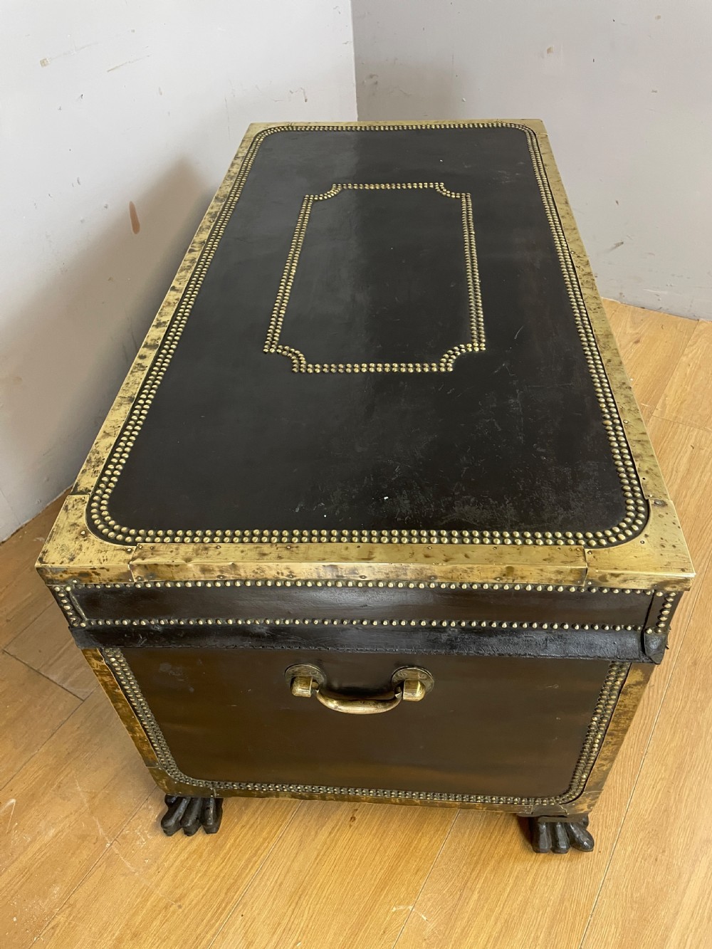 Regency brass studded leather camphor wood lined trunk on hairy paw feet  View XIII