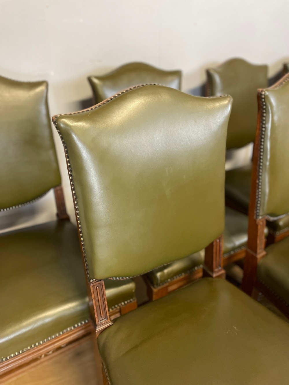 Arts and crafts golden oak set of eight dining chairs in green leather  View VII