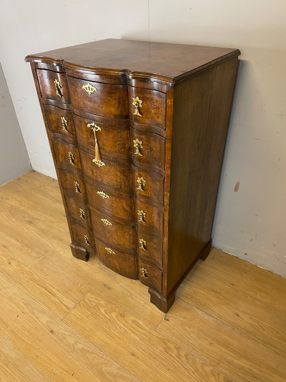 Serpentine burr walnut chest of drawers circa 1920 View V