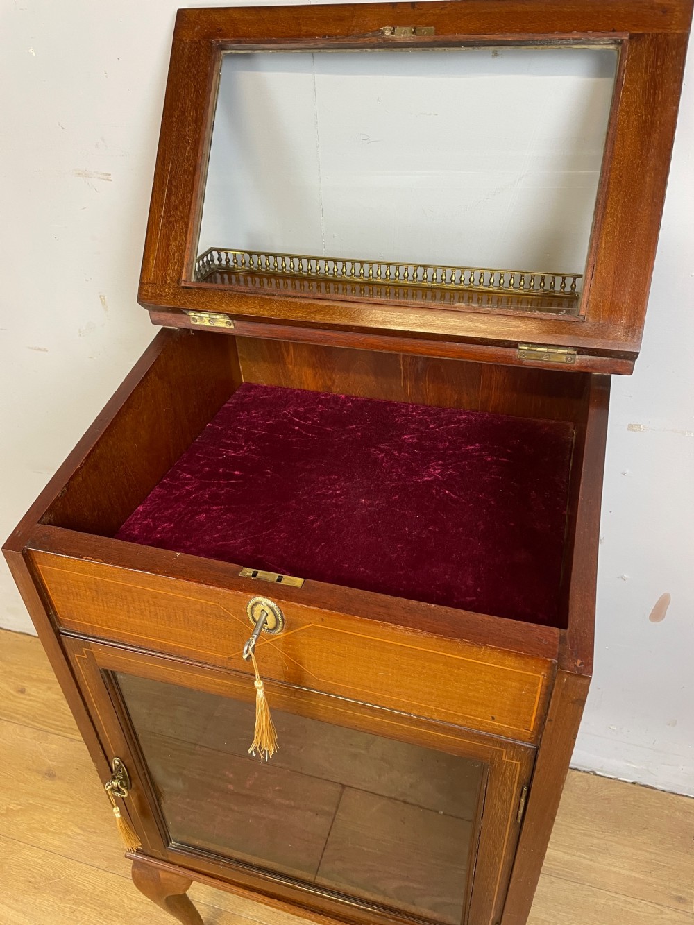 Edwardian inlaid mahogany bijouterie cabinet with gallery top  View IV