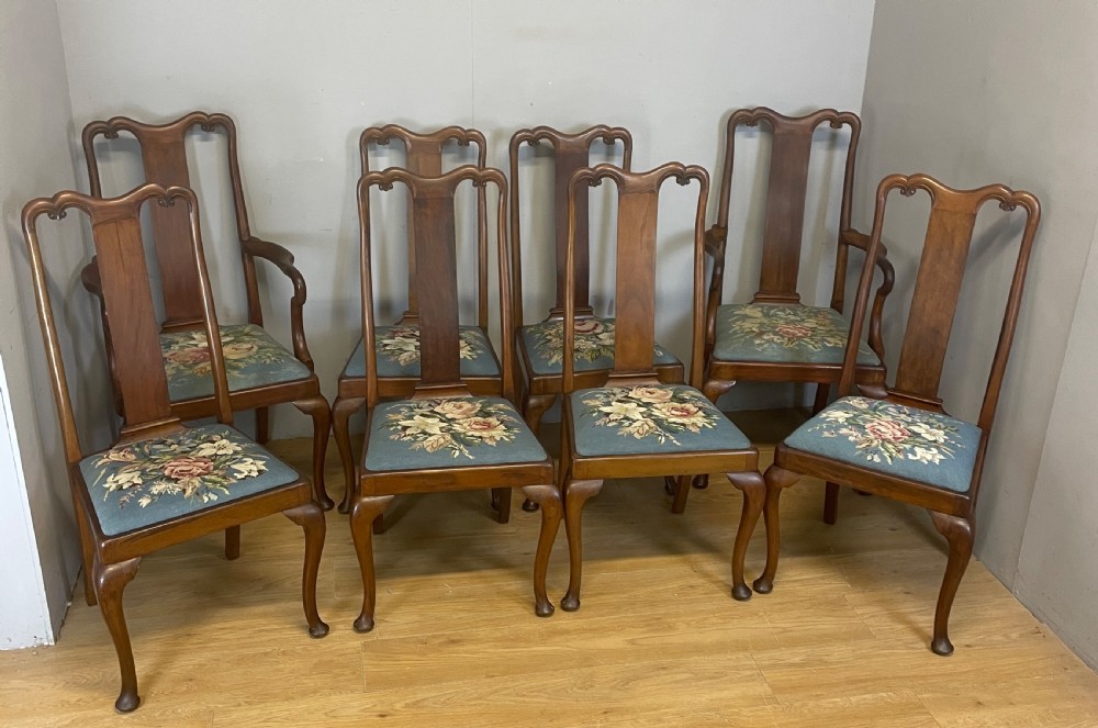 Set of eight Queen Anne style mahogany dining chairs circa 1920 View III