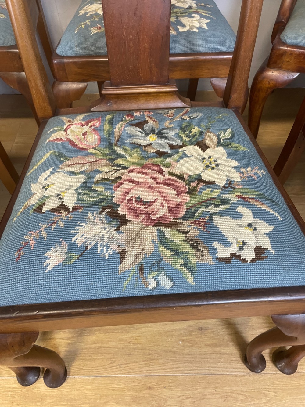 Set of eight Queen Anne style mahogany dining chairs circa 1920 View VI