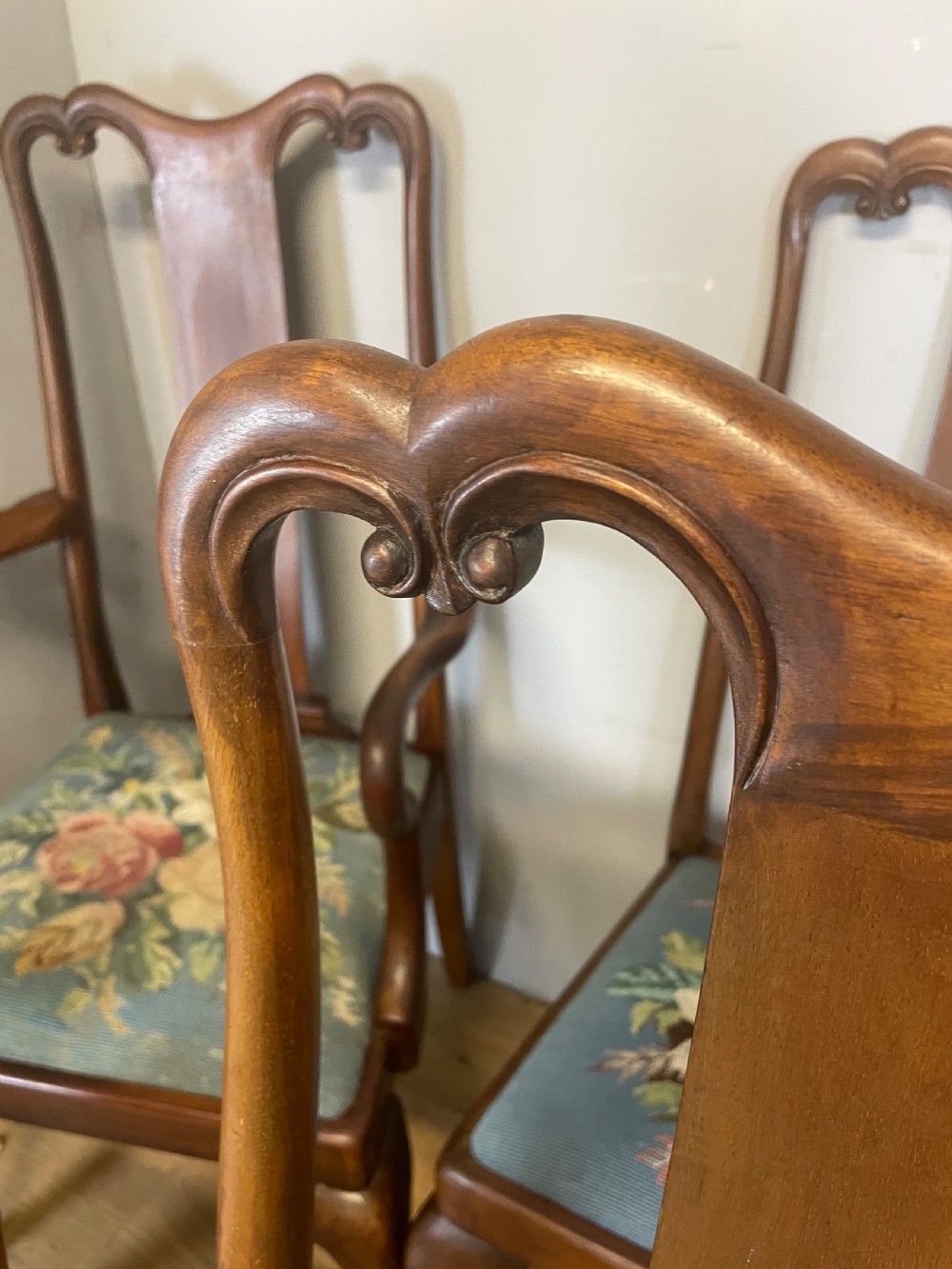 Set of eight Queen Anne style mahogany dining chairs circa 1920 View IX