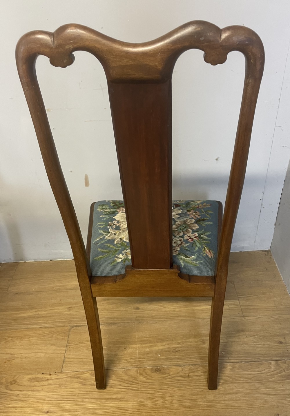 Set of eight Queen Anne style mahogany dining chairs circa 1920 View XV