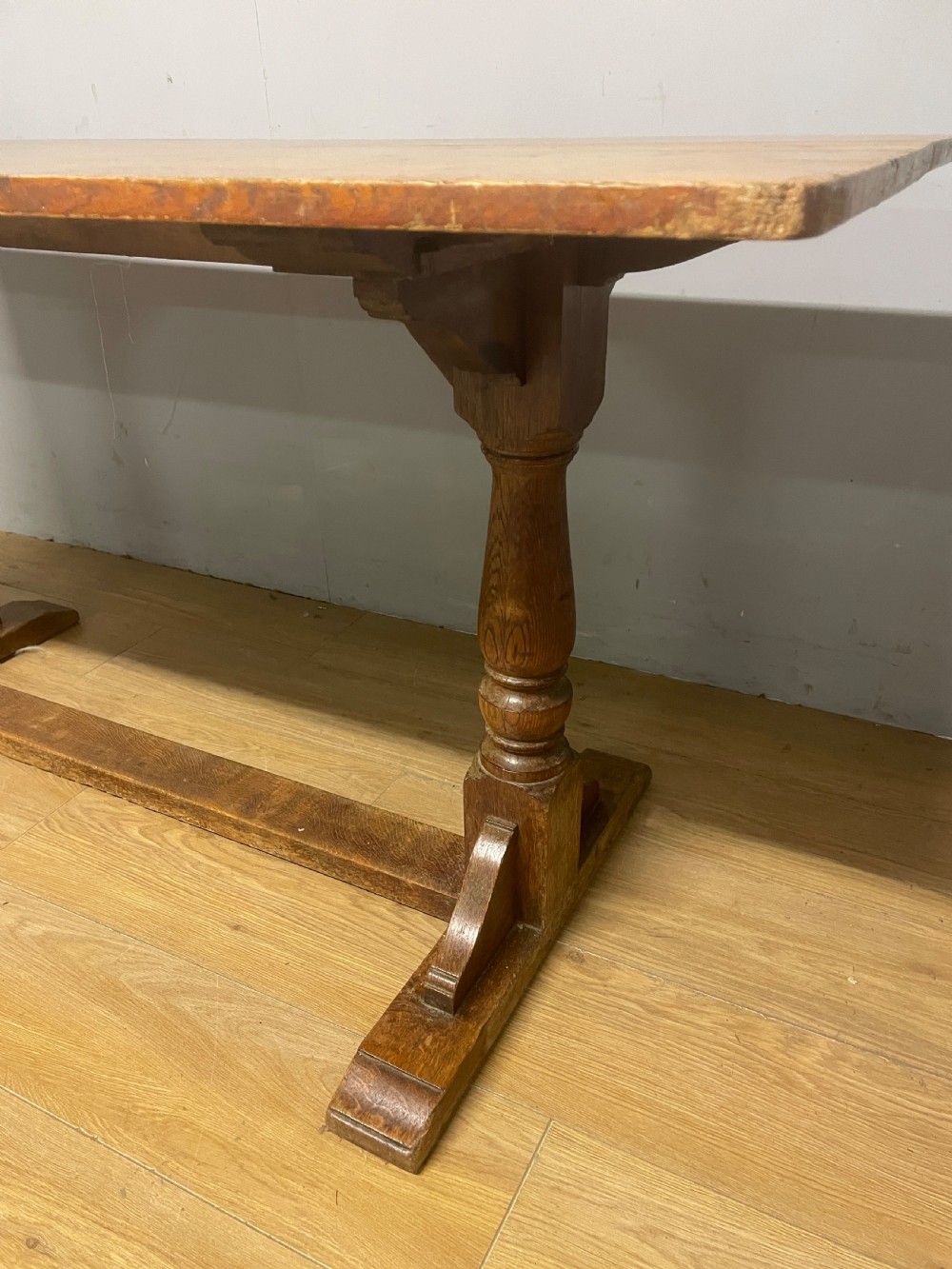 Arts and crafts oak refectory table circa 1910  View VII