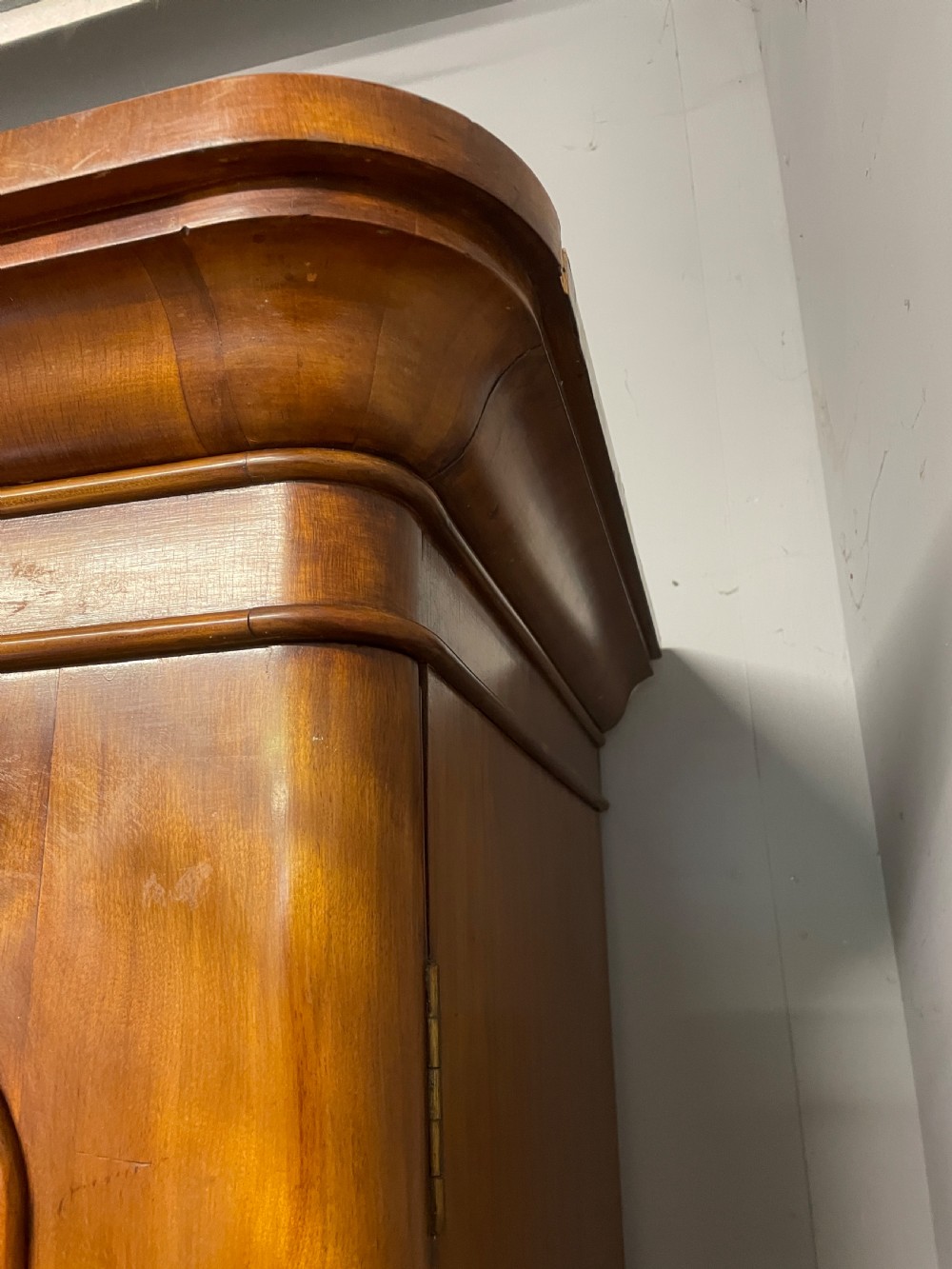 Country House satin birch triple wardrobe circa 1880 View XII