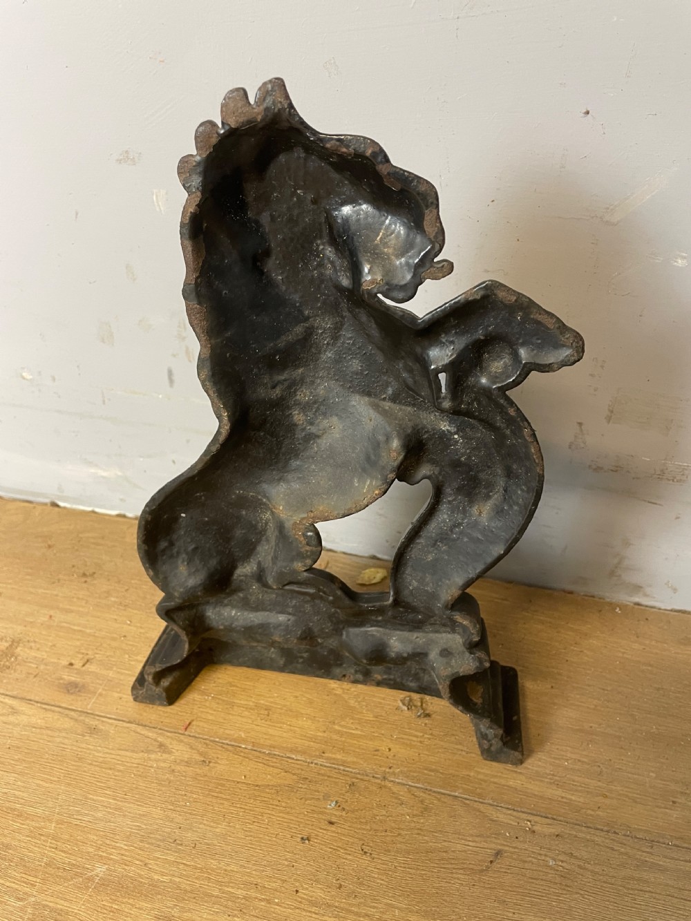C19TH large cast iron doorstop  View IV