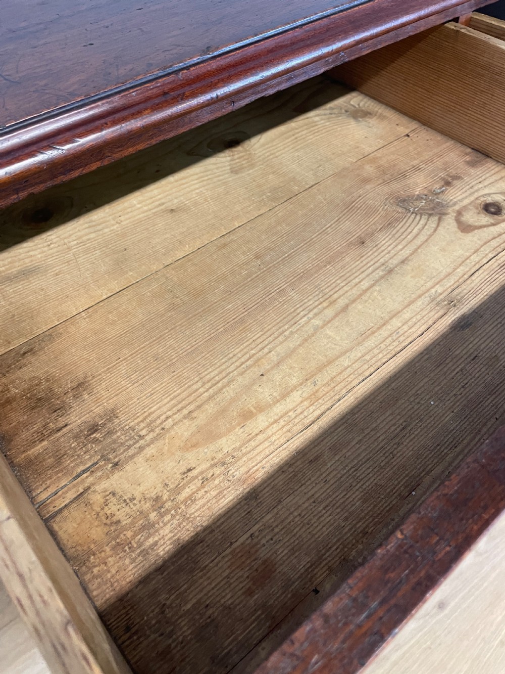 Georgian mahogany four height chest of drawers circa 1790 View VI