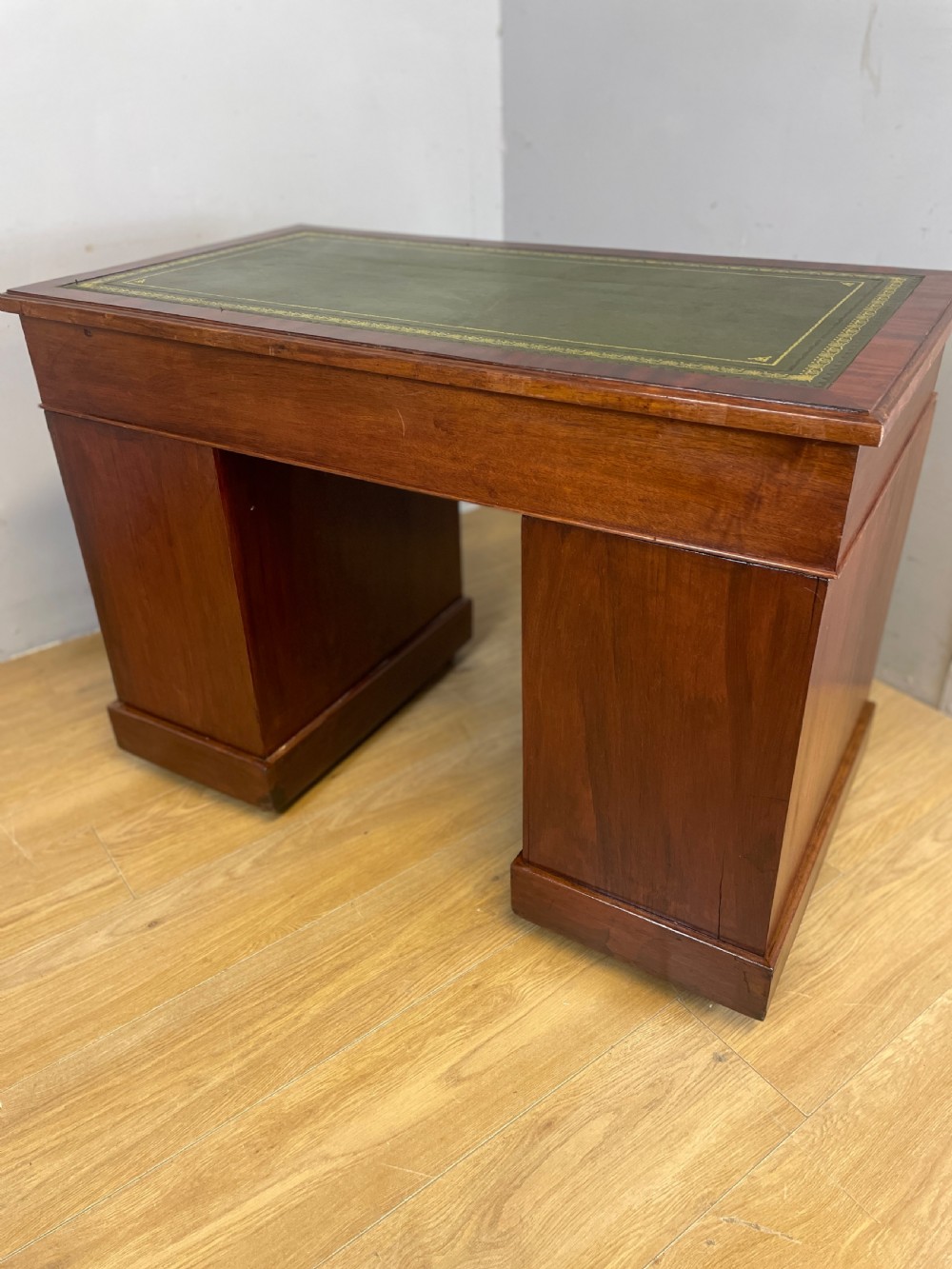 C19TH walnut three part pedestal desk with tooled leather top  View VIII