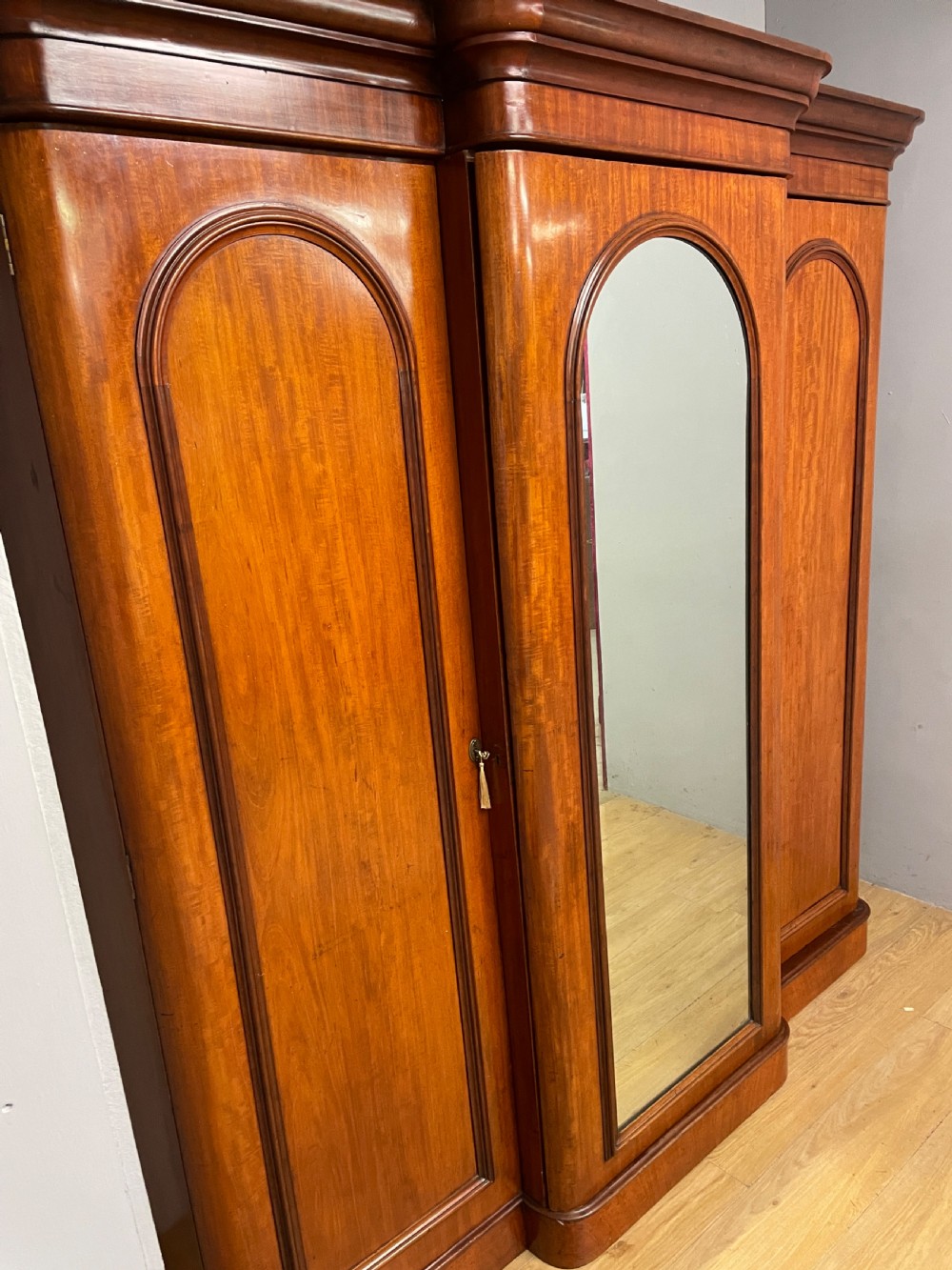 C19TH country house mahogany breakfront triple wardrobe  View IV