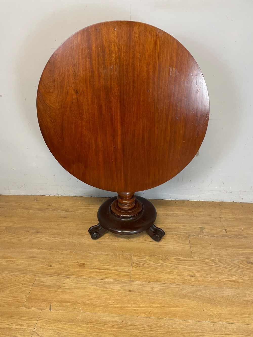 C19TH mahogany circular tilt top centre or breakfast table  View VI