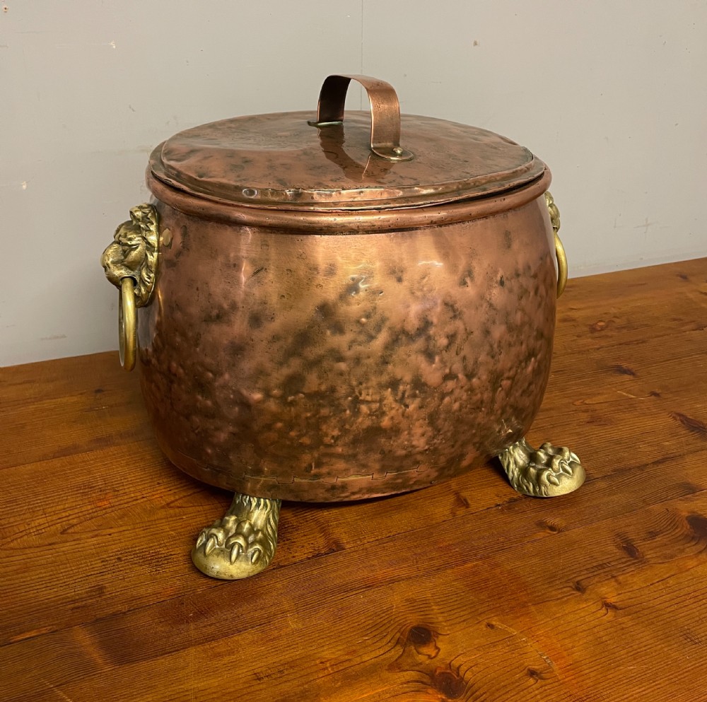 Georgian copper coal box with lid in good original condition  View III