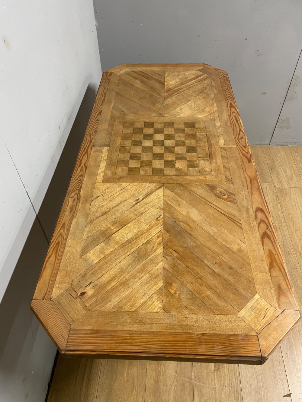 Arts and Crafts parquetry and carved  pine table with central chess board top View VII