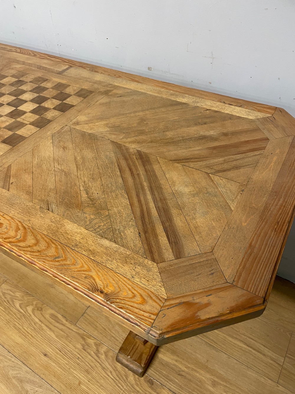 Arts and Crafts parquetry and carved  pine table with central chess board top View XI