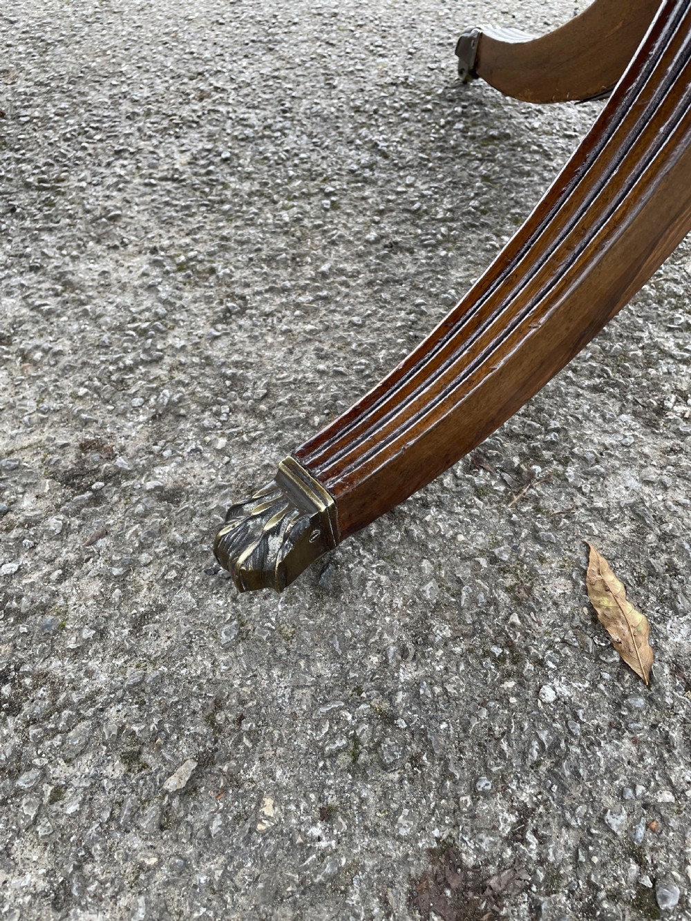 Edwardian solid mahogany three pillar ten foot dining table View VII