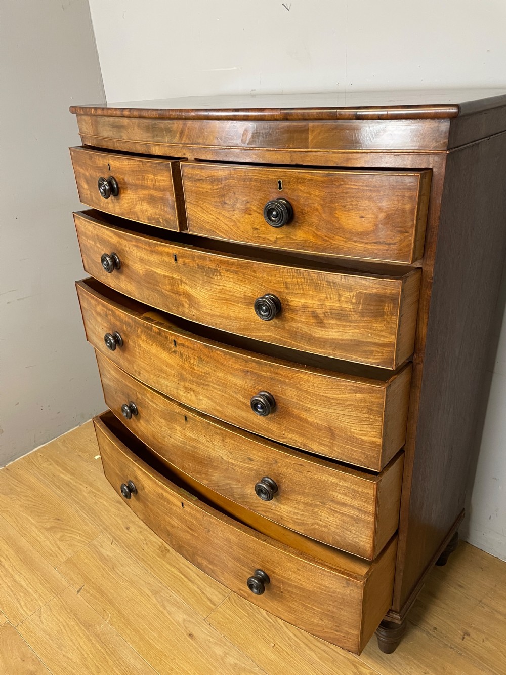 C19TH five height flame mahogany bow front chest of drawers  View V