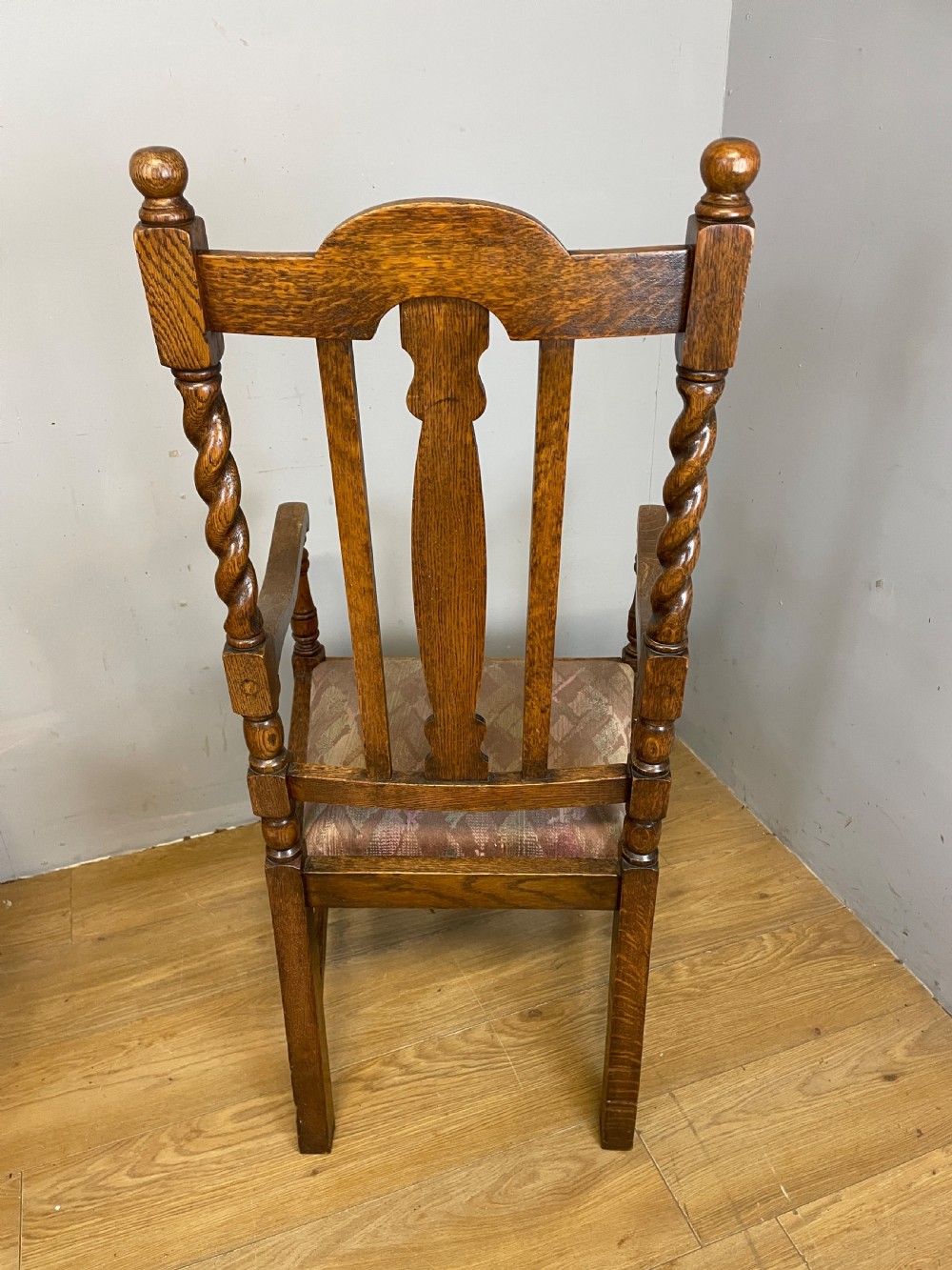Set of four oak barley twist dining chairs  View VIII